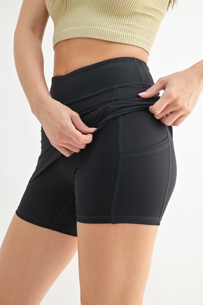 MICRO-PERFORATED PANEL TENNIS SKORT
