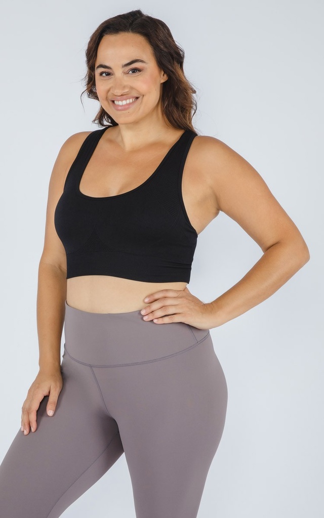 SEAMLESS CRISSCROSS WORKOUT BRA